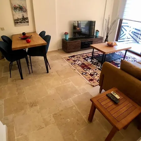 Amazing 2 Bedroom Penthouse! *