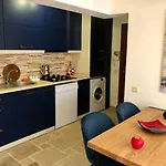 아파트 Amazing 2 Bedroom Penthouse!